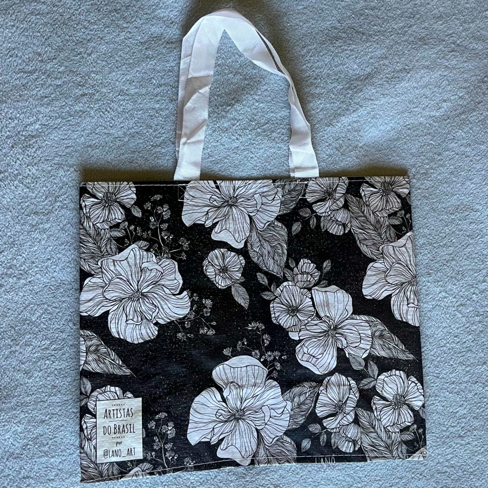 NWOT Floral Black and White Ecobag Reusable Shopping Bag